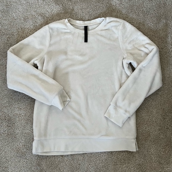 NWOT Gaiam Velour Sweater Top - Picture 1 of 4